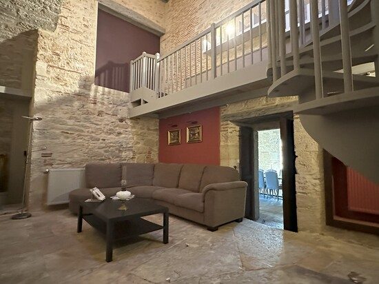 Bibliotheque 550x550 1 Relaxation Area - Library Lounge - Romantic bed and breakfast with pool - Cahors - Lot - France