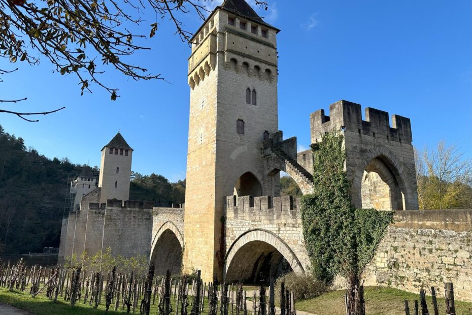 Vue du pont Valentré à Cahors, dans le Lot