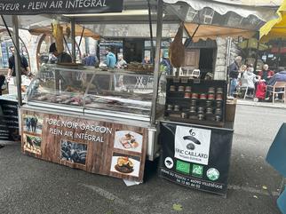 Marché de Cahors - Chambres et table dhôtes - Vers - Lot Marché de Cahors - Chambres et table dhôtes - Vers - Lot
