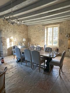 Traditional French stone walls Dinning Room - Romantic getaway in France with pool - rocamadour - Lot - France Traditional French stone walls Dinning Room - Romantic getaway in France with pool - rocamadour - Lot - France
